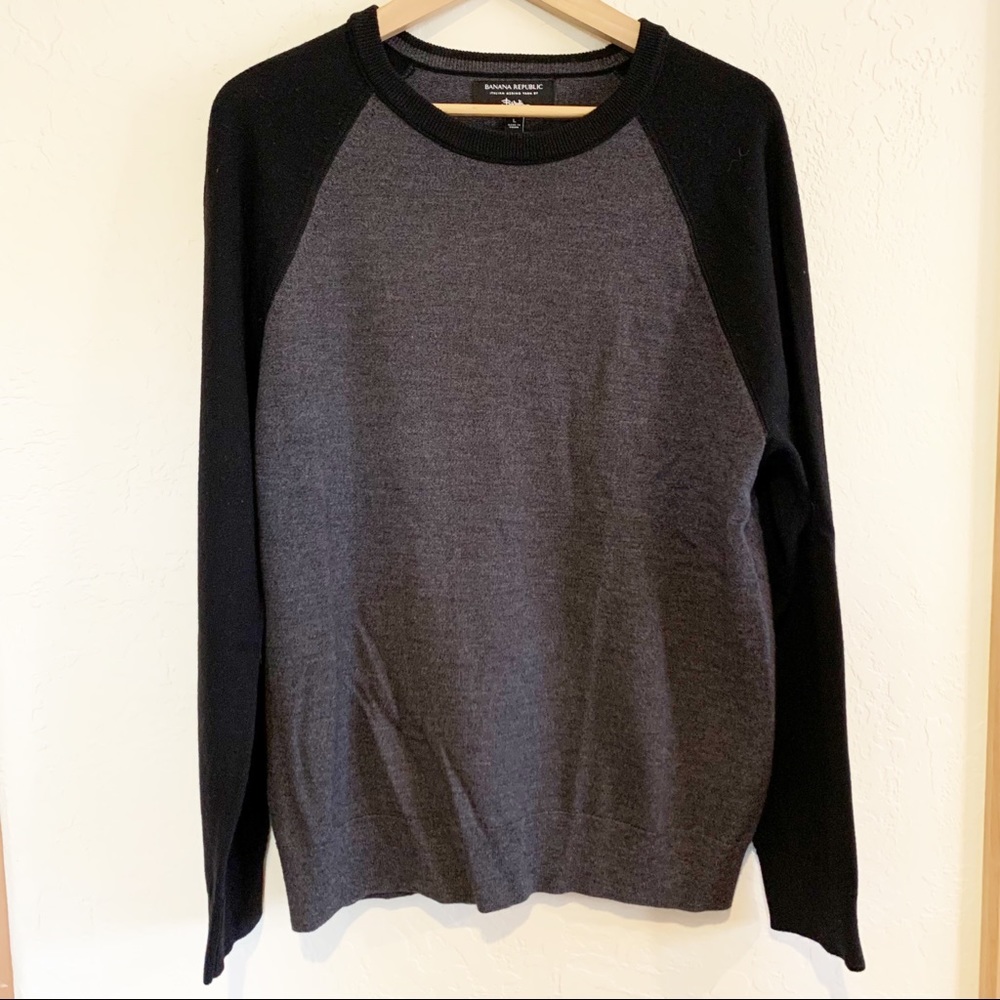 Men’s Banana Republic Black & Gray Baseball Sweater Italian Merino Yarn Baruffa